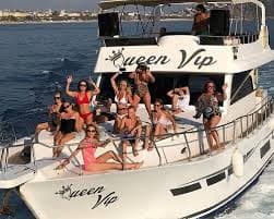 Group Yacht Tour